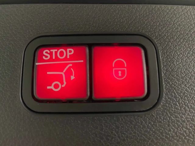 Mercedes-Benz E 200 AVANTGARDE Estate