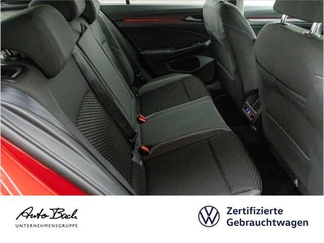 Volkswagen Golf 1.5 eTSI DSG Golf VIII