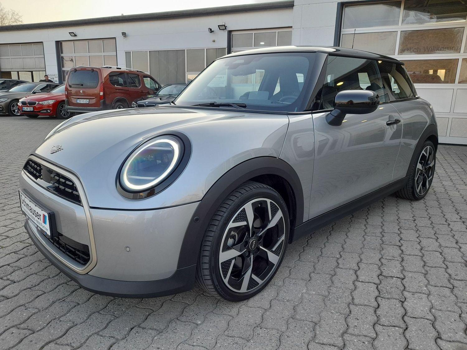 MINI Cooper Favoured John Cooper Works