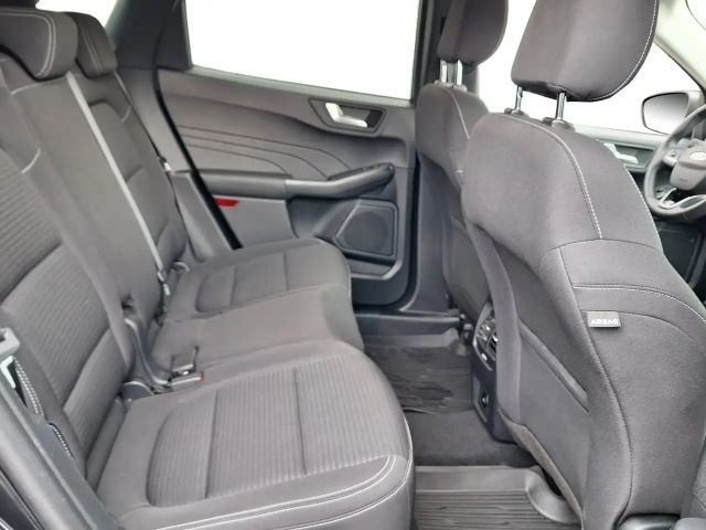 Ford Kuga Hybrid Titanium