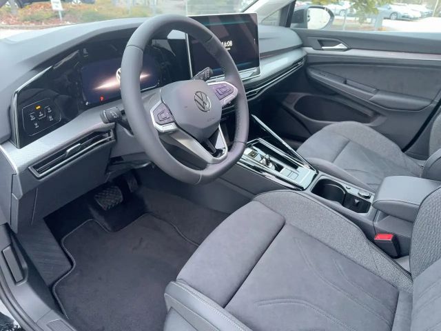 Volkswagen Golf Style