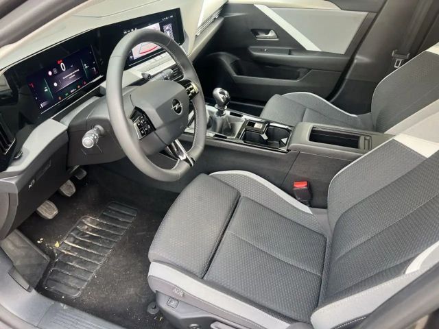 Opel Astra 1.2 Turbo Sports Tourer Turbo