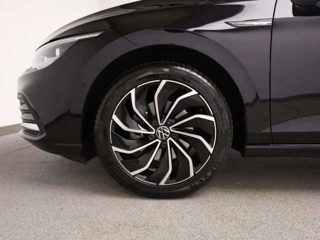 Volkswagen Golf 1.5 eTSI DSG Golf VIII Style