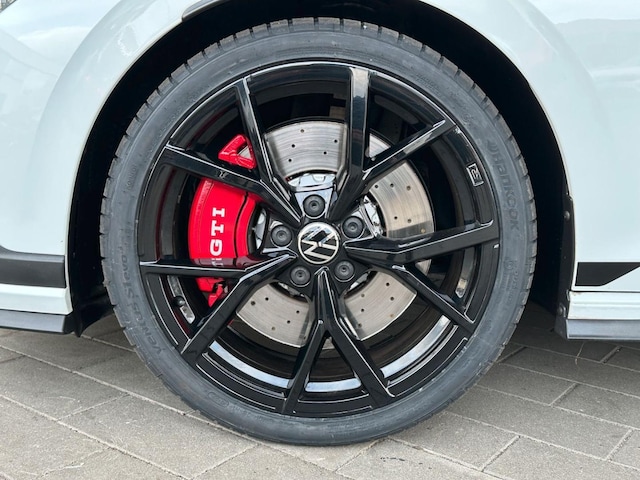 Volkswagen Golf 2.0 TSI DSG GTI