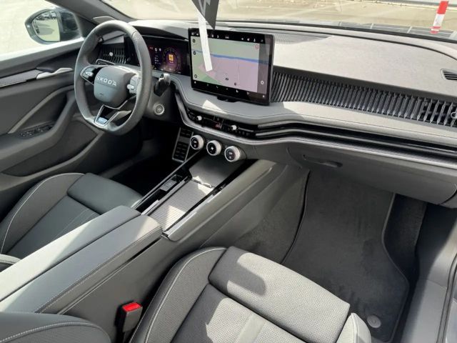 Skoda Superb 1.5 TSI Sportline iV