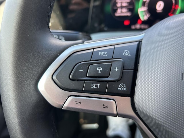 Volkswagen Golf 1.5 TSI Plus