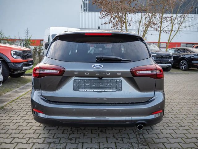 Ford Focus Titanium Wagon