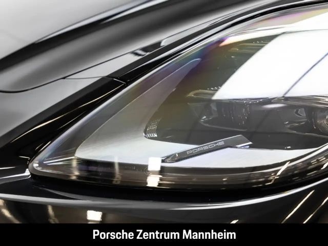 Porsche Panamera 4 E-Hybrid