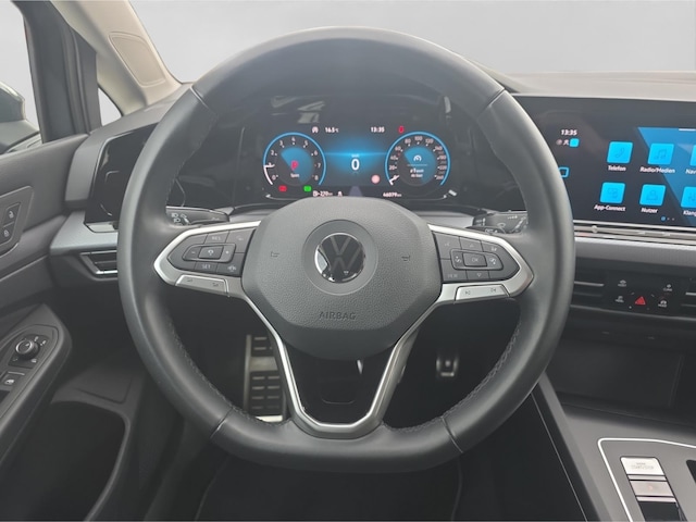 Volkswagen Golf 1.5 eTSI Golf VIII