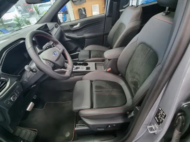Ford Kuga Hybrid ST Line X