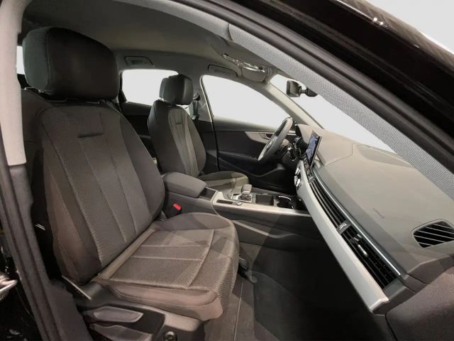 Audi A4 35 TFSI S-Tronic Sedan