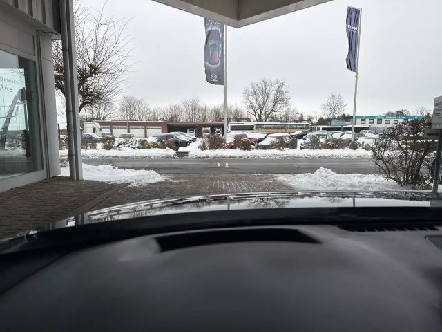 Mazda 3 Homura SkyActiv e-Skyactiv