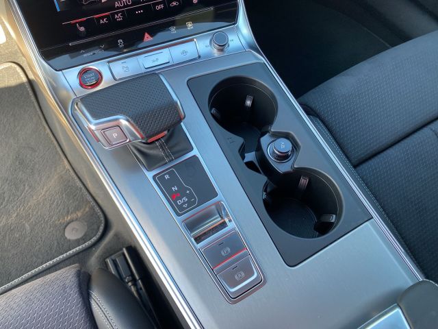 Audi S6 Avant Quattro