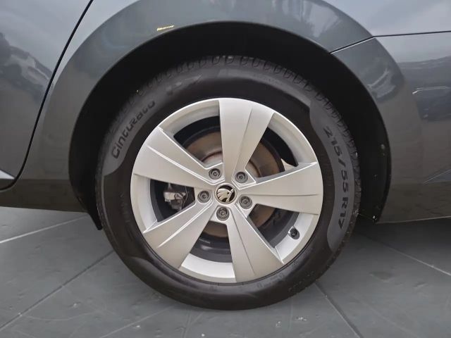 Skoda Superb 2.0 TDI Combi Style Style