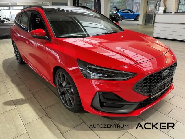 Ford Focus ST Line Wagon