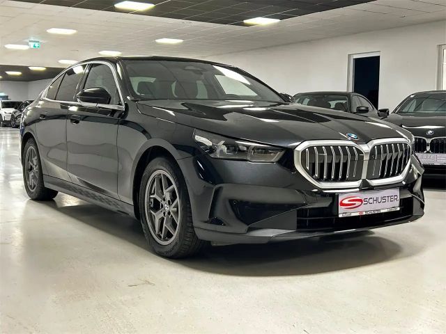 BMW 520 520i Sedan