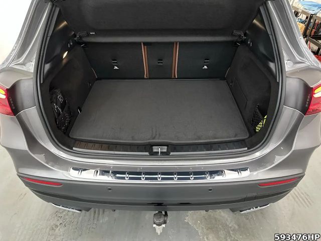 Mercedes-Benz GLA 220 4MATIC AMG Line