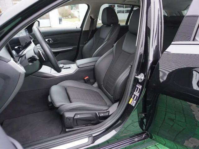 BMW 330 330e Touring