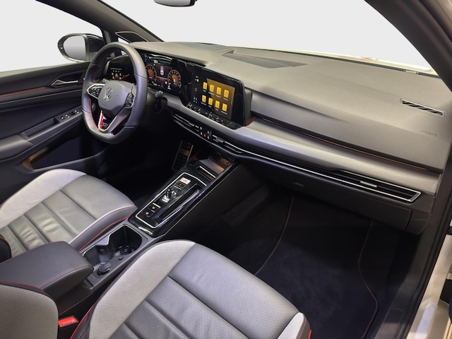 Volkswagen Golf 2.0 TSI DSG GTI Style