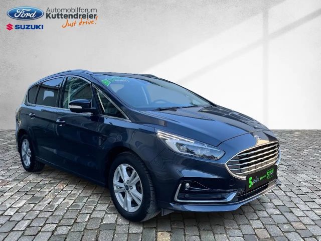 Ford S-Max Titanium