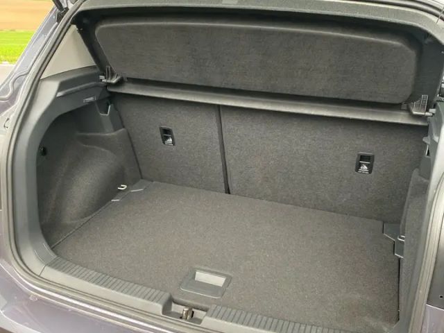 Volkswagen T-Cross Active