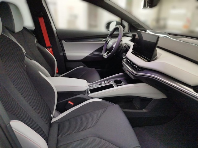 Skoda Elroq Elroq First Edition 82 kWh Batterie Elektromotor 210 kW 1-Gang-Automatik zzgl. 500€ Zusatzprämie*