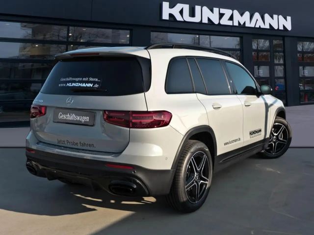 Mercedes-Benz GLB 200 AMG Line