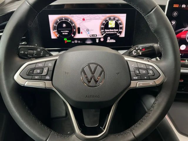 Volkswagen Passat 1.5 TSI Business DSG Variant