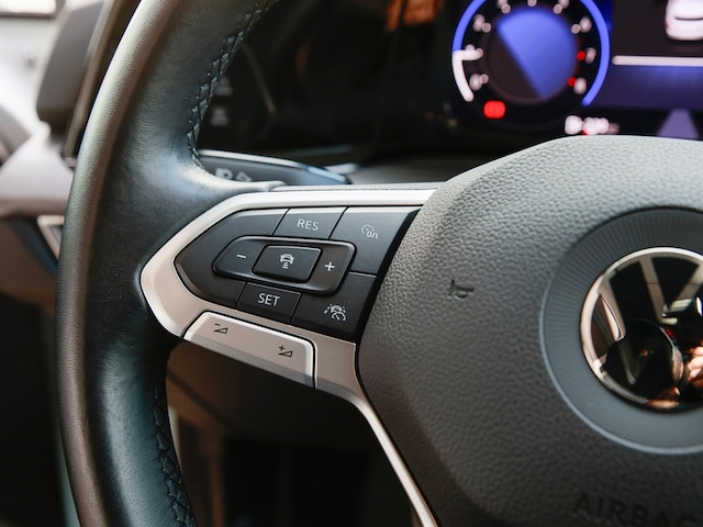 Volkswagen Golf 1.5 TSI Style