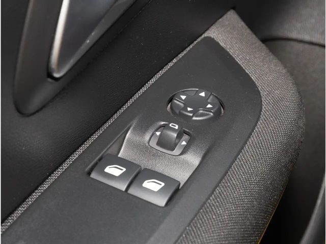 Peugeot E-208 Active Pack