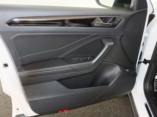 Volkswagen T-Roc 1.5 TSI R-Line