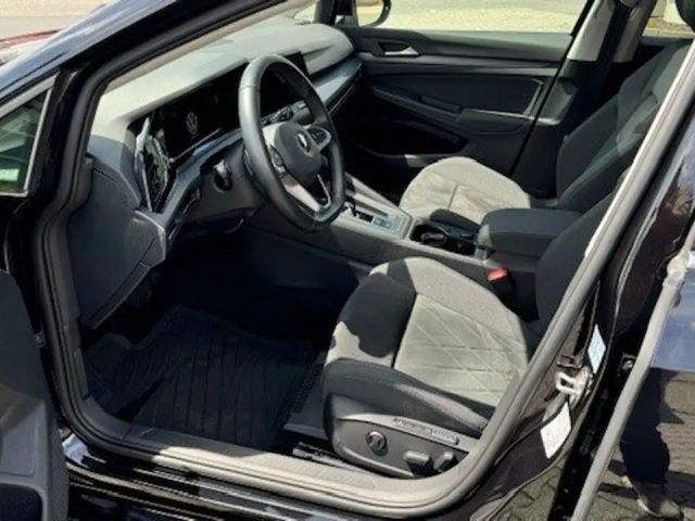 Volkswagen Golf Style Variant