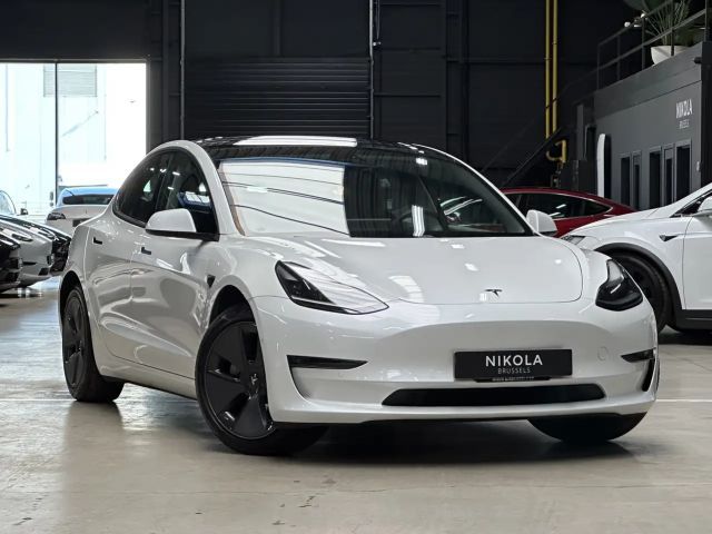 Tesla Model 3 AWD Long Range