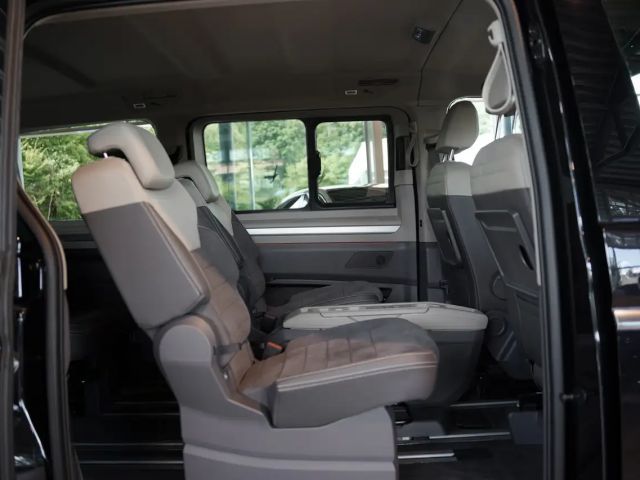 Volkswagen Multivan DSG Lang Style T7