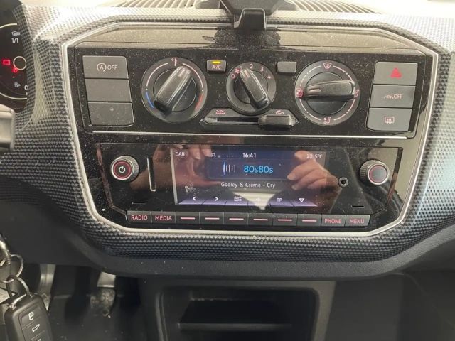 Volkswagen up! 1.0 KLIMA DAB+ ESP ZV ABS GANZJAHRESREIFEN