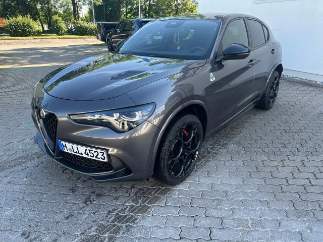 Alfa Romeo Stelvio Quadrifoglio Turbo