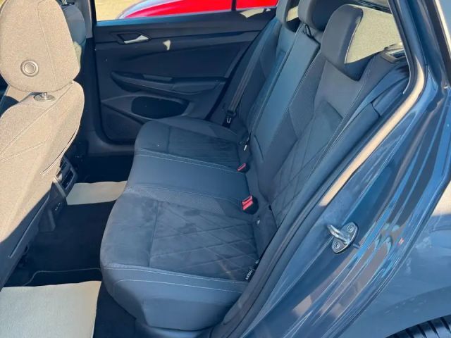 Volkswagen Golf 2.0 TDI Golf VIII Life Variant