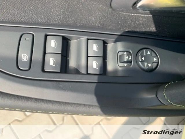 Peugeot E-208 GT-Line Hybrid