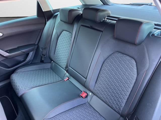 Seat Leon 1.5 eTSI DSG FR-lijn Sportstourer