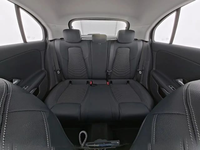 Mercedes-Benz A 180 LENKRADHEIZUNG LED HP USB PAKET