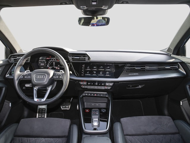 Audi RS3 Quattro S-Tronic Sedan