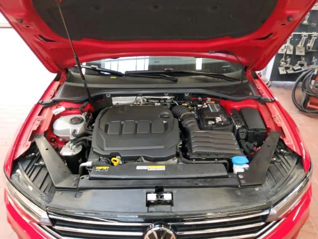 Volkswagen Passat 2.0 TDI Business DSG Variant