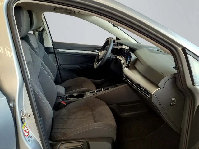 Volkswagen Golf DSG Life Variant