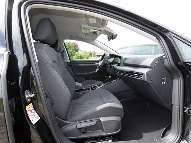 Volkswagen Golf 2.0 TDI DSG Style Variant