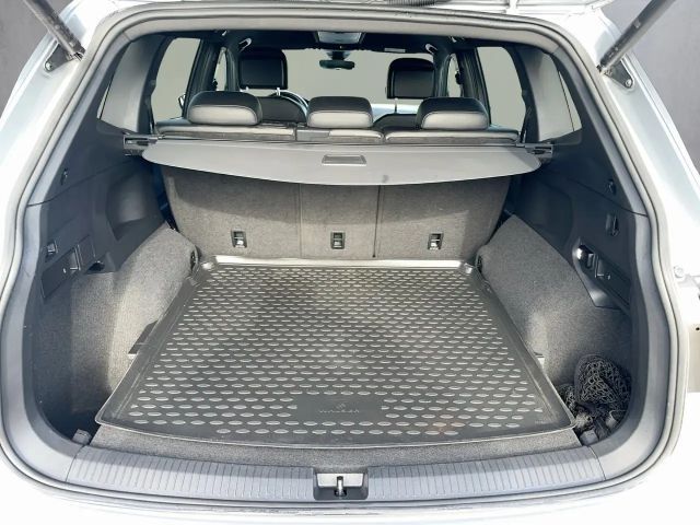 Volkswagen Tiguan 4Motion Allspace DSG R-Line