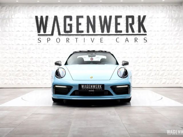 Porsche 992 Carrera Coupé Turbo