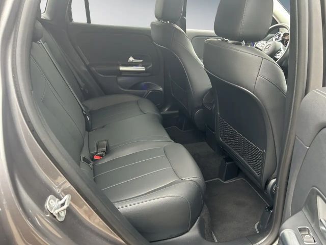 Mercedes-Benz GLA 200 Progressive