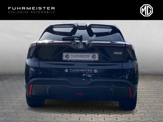 MG MG4 Extended Range Trophy