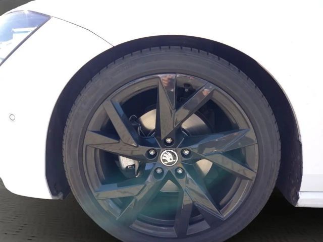 Skoda Superb 2.0 TDI Combi Selection