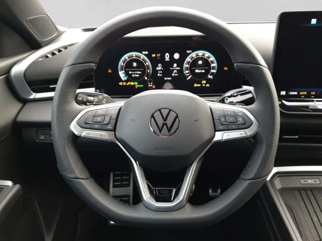 Volkswagen T-Roc 1.5 TSI DSG R-Line